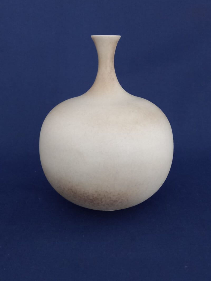 Delan Cookson (1937-2021) studio pottery bottle vase from the early 80s ...